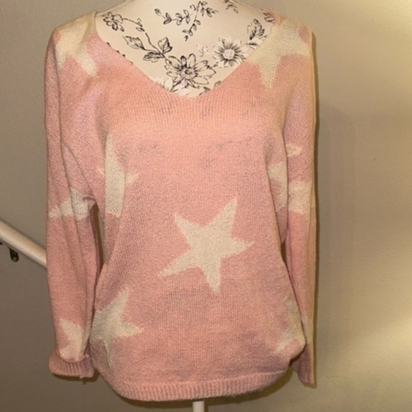 Great condition oversized sweater size XS - Picture 4 of 7